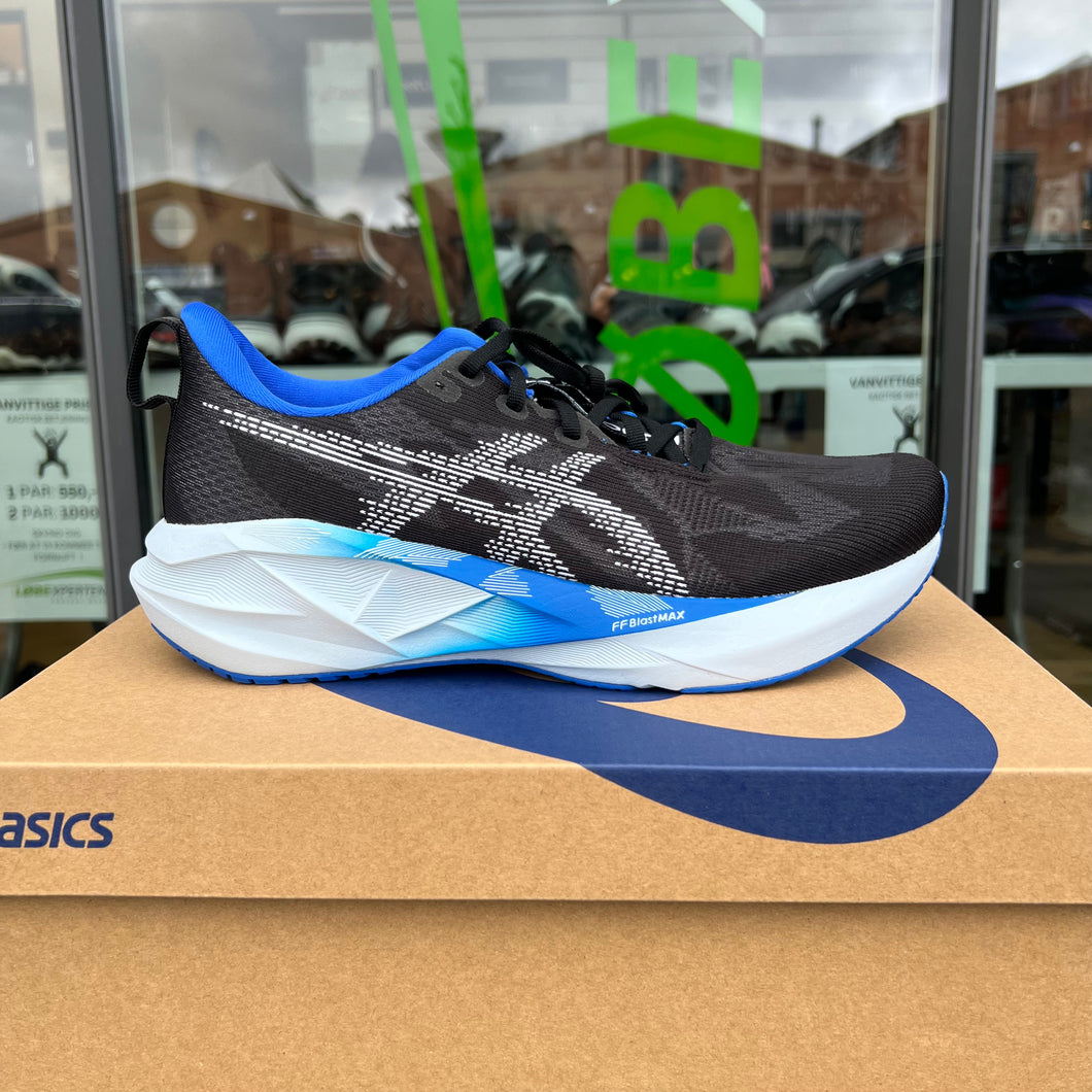 Asics NOVABLAST